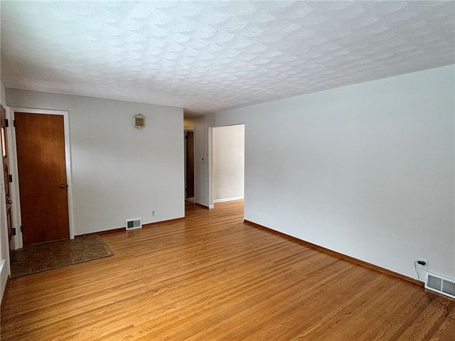 3749 Lyell Road, Gates, NY 14606