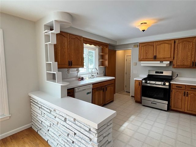 3749 Lyell Road, Gates, NY 14606