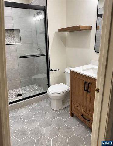 1118 Sage Court, Mahwah, NJ 07430