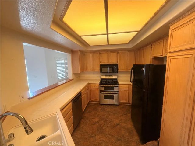 8152 Mainsail 104, Huntington Beach, CA 92646