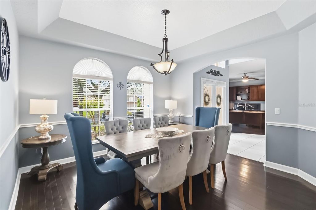 Image 11 of property listing at 1925 BREEZY HILL DRIVE WINDERMERE FLORIDA 34786, Windermere, FL 34786