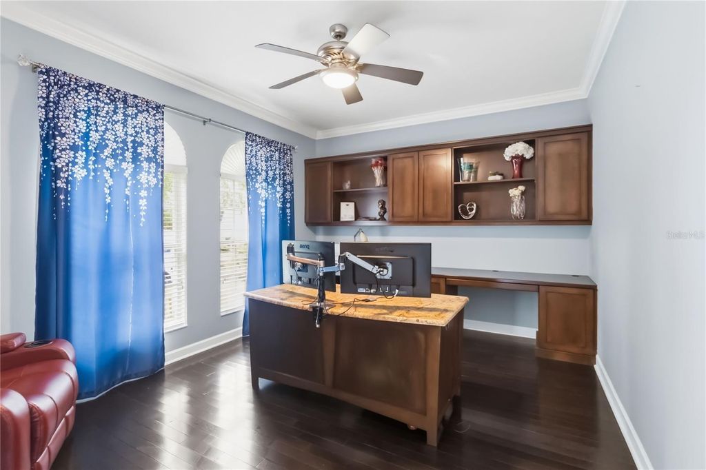 Image 13 of property listing at 1925 BREEZY HILL DRIVE WINDERMERE FLORIDA 34786, Windermere, FL 34786