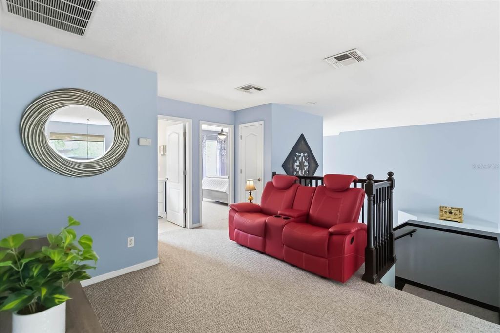 Image 21 of property listing at 1925 BREEZY HILL DRIVE WINDERMERE FLORIDA 34786, Windermere, FL 34786