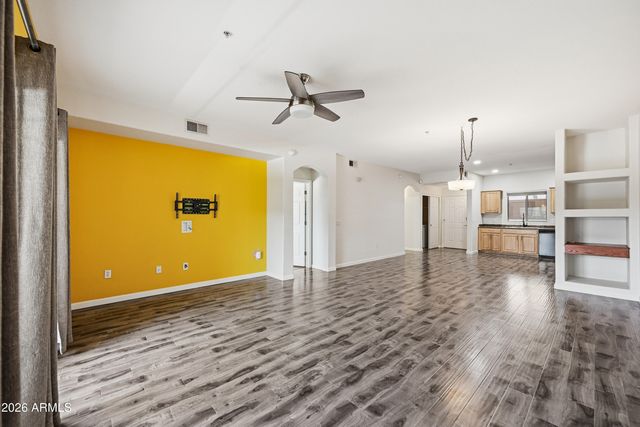 920 E DEVONSHIRE Avenue 2027, Phoenix, AZ 85014