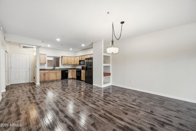 920 E DEVONSHIRE Avenue 2027, Phoenix, AZ 85014