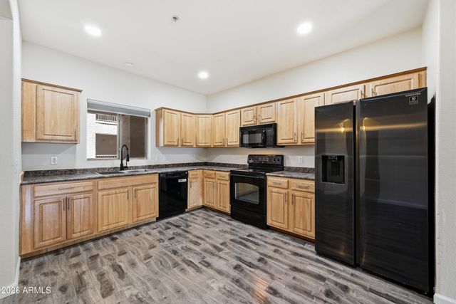 920 E DEVONSHIRE Avenue 2027, Phoenix, AZ 85014