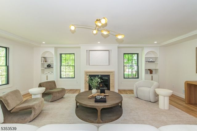 6 Buttenheim Ter, Madison Boro, NJ 07940