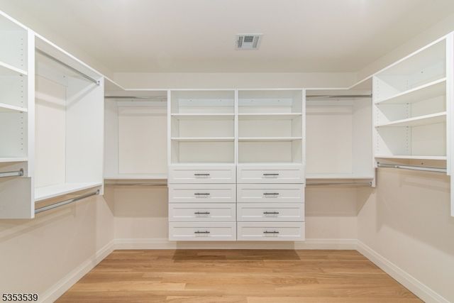 6 Buttenheim Ter, Madison Boro, NJ 07940