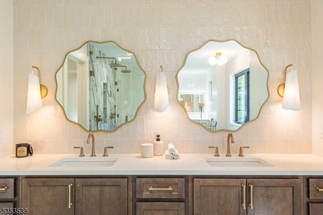 6 Buttenheim Ter, Madison Boro, NJ 07940