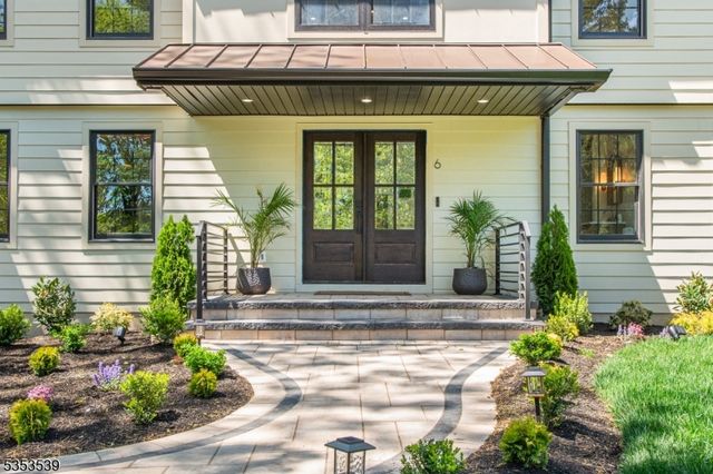 6 Buttenheim Ter, Madison Boro, NJ 07940