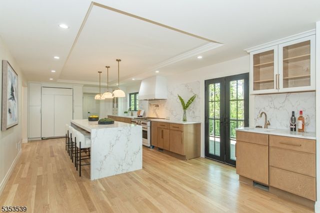 6 Buttenheim Ter, Madison Boro, NJ 07940