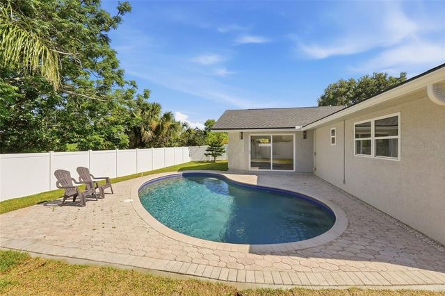 239 MYRTLE COURT, Palm Harbor, FL 34683