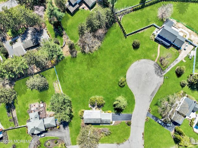 8 Todd Drive, Red Bank, NJ 07701