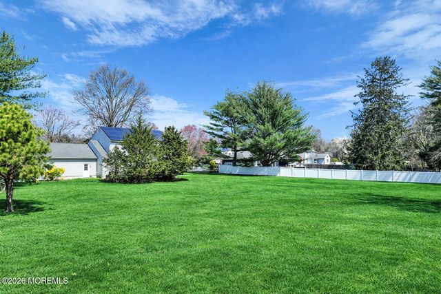 8 Todd Drive, Red Bank, NJ 07701