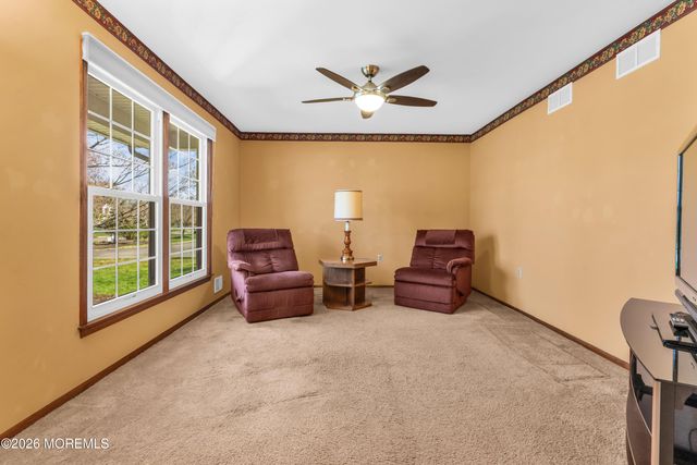8 Todd Drive, Red Bank, NJ 07701