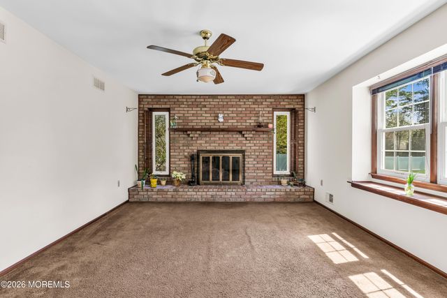 8 Todd Drive, Red Bank, NJ 07701