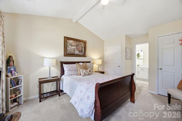 2498 Hawk Ridge Drive, Gastonia, NC 28056