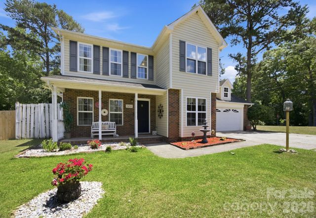 2498 Hawk Ridge Drive, Gastonia, NC 28056