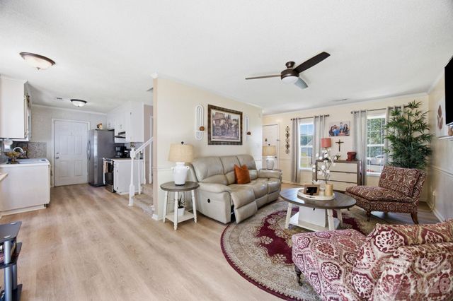 2498 Hawk Ridge Drive, Gastonia, NC 28056