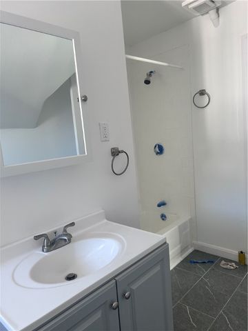 181 Reynolds Avenue 3, Providence, RI 02905