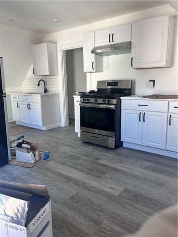 181 Reynolds Avenue 3, Providence, RI 02905