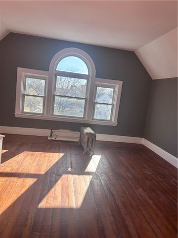 181 Reynolds Avenue 3, Providence, RI 02905