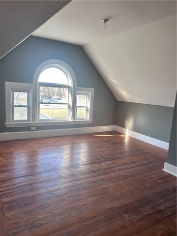 181 Reynolds Avenue 3, Providence, RI 02905