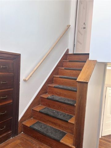 181 Reynolds Avenue 3, Providence, RI 02905