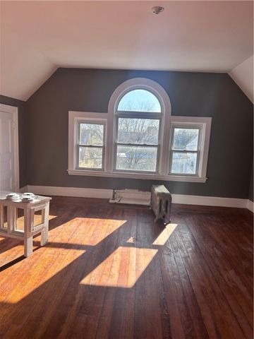 181 Reynolds Avenue 3, Providence, RI 02905