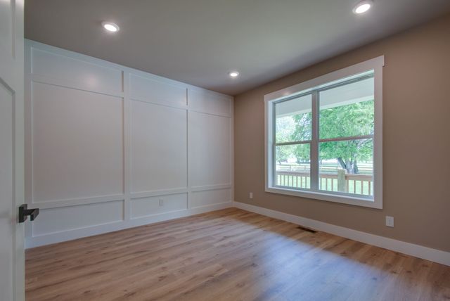 3333 Booker ridge rd, Mount Pleasant, TN 38474