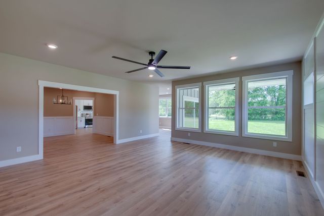 3333 Booker ridge rd, Mount Pleasant, TN 38474