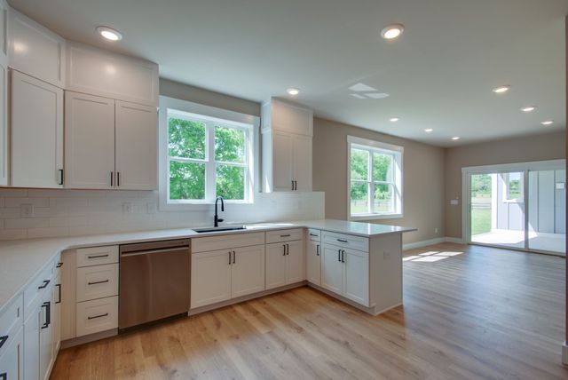 3333 Booker ridge rd, Mount Pleasant, TN 38474