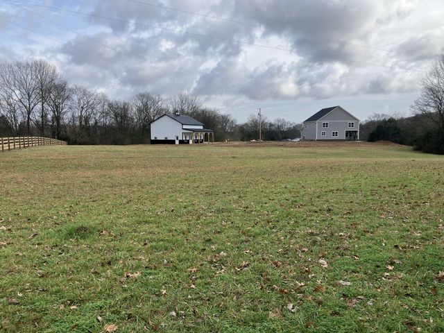 3333 Booker ridge rd, Mount Pleasant, TN 38474