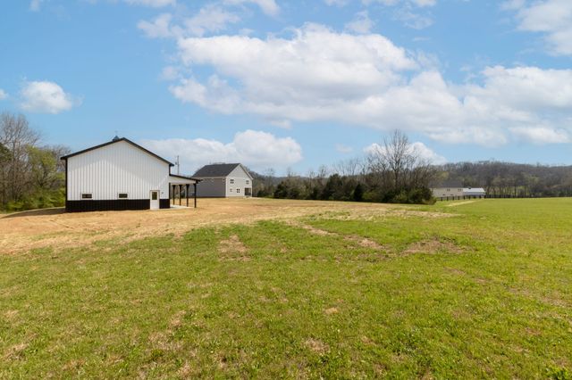 3333 Booker ridge rd, Mount Pleasant, TN 38474
