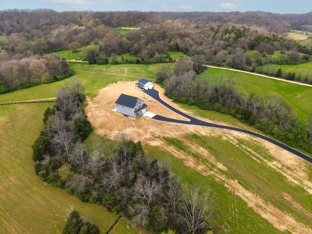 3333 Booker ridge rd, Mount Pleasant, TN 38474