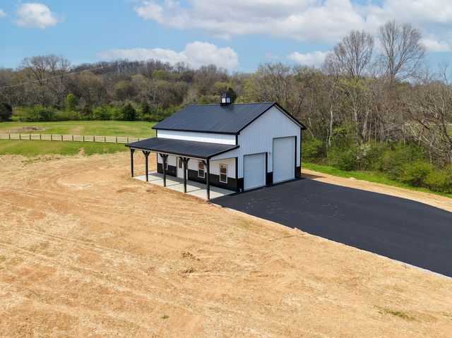 3333 Booker ridge rd, Mount Pleasant, TN 38474