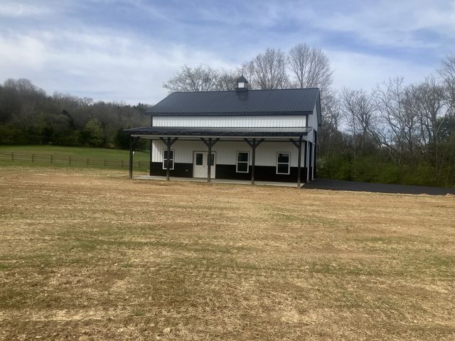 3333 Booker ridge rd, Mount Pleasant, TN 38474