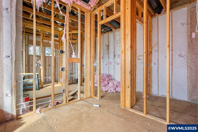 7511 Skyline Rd S, Salem, OR 97306