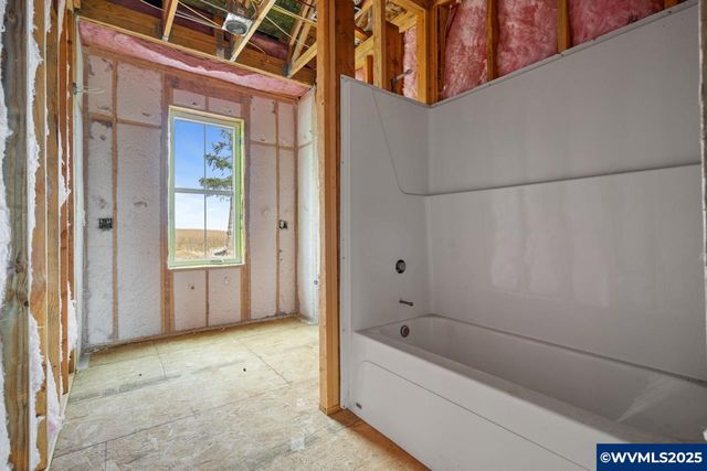 7511 Skyline Rd S, Salem, OR 97306