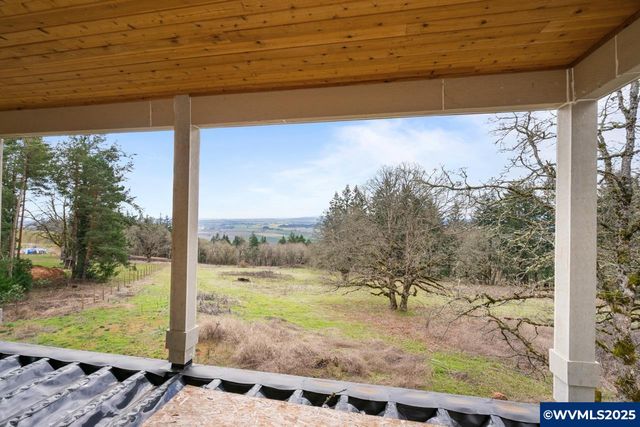 7511 Skyline Rd S, Salem, OR 97306