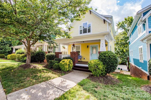 315 Woodvale Place, Charlotte, NC 28208
