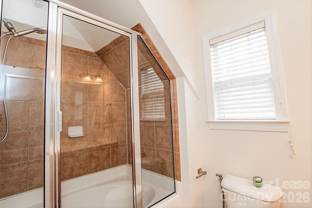 315 Woodvale Place, Charlotte, NC 28208