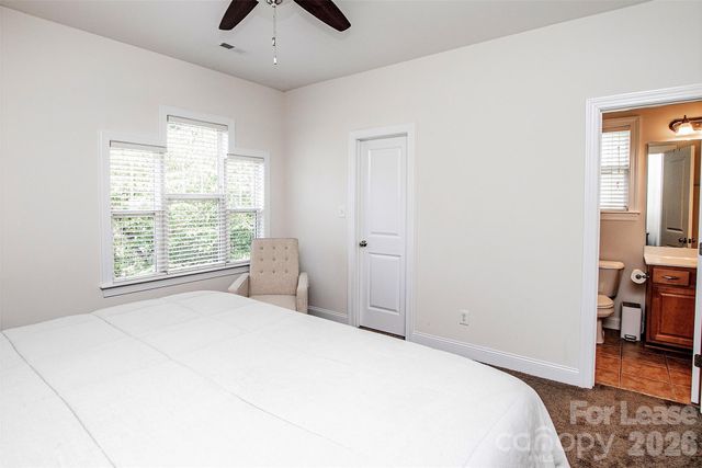 315 Woodvale Place, Charlotte, NC 28208