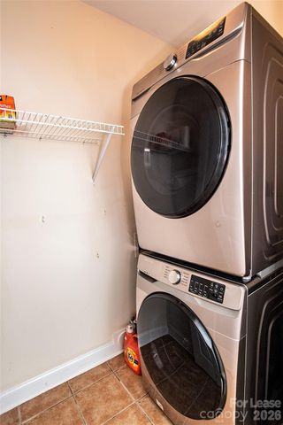 315 Woodvale Place, Charlotte, NC 28208