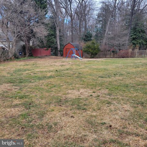 11820 WAYLAND ST, Oakton, VA 22124