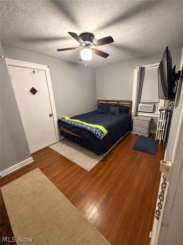 1207 Castleton Road, Cleveland Heights, OH 44121