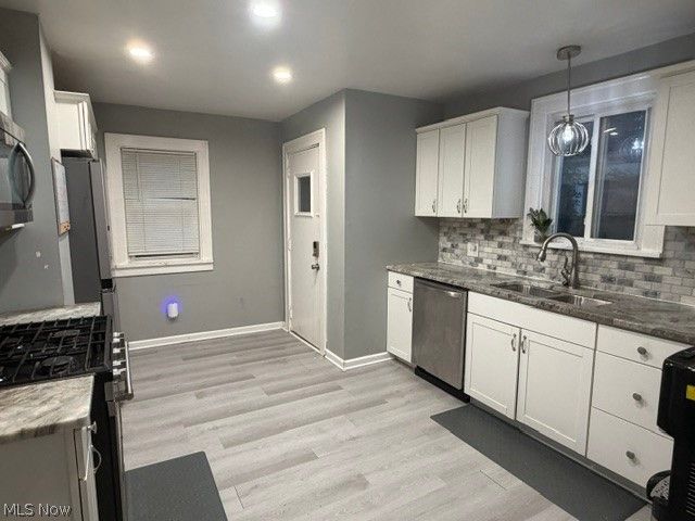 1207 Castleton Road, Cleveland Heights, OH 44121