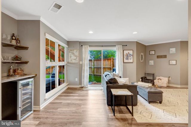 23418 SPICE BUSH TER, Brambleton, VA 20148