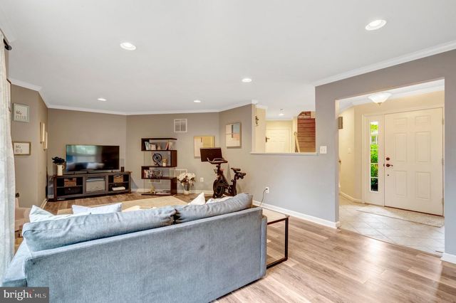 23418 SPICE BUSH TER, Brambleton, VA 20148