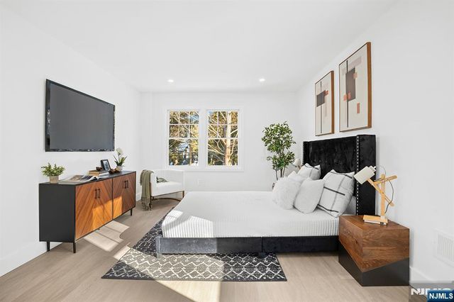 114 Hudson Avenue, Tenafly, NJ 07670